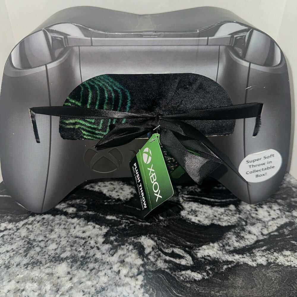 NEW With Tags XBOX Controller Super Soft Blanket. 46" x60" in a Collectible Box.
